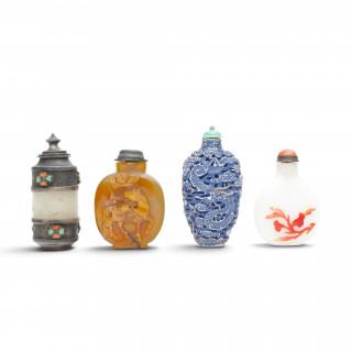 China, four various snuff-bottles – kavel bij Veilinggebouw De Zwaan, Amsterdam