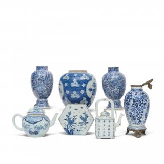 China, a collection of blue and white porcelain, 18th century – kavel bij Veilinggebouw De Zwaan, Amsterdam