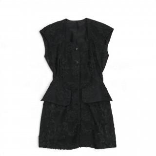 Atelier Fong Leng dress with black lace, circa 70-80s – kavel bij Veilinggebouw De Zwaan, Amsterdam