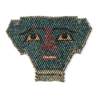 Egypt, a faience beads mummy mask, Ptolomaic Period – kavel bij Veilinggebouw De Zwaan, Amsterdam