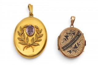 Two 19th century gold lockets – kavel bij Veilinggebouw De Zwaan, Amsterdam