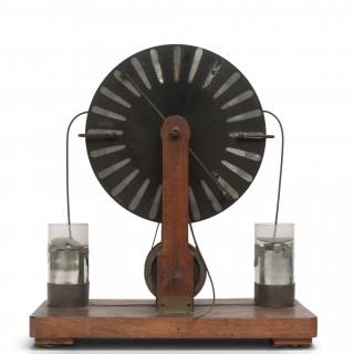 Wimshurst, elektriseermachine, 19e eeuw – kavel bij Veilinggebouw De Zwaan, Amsterdam