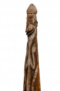 Papua, Asmat, a rare flat plank like implement – kavel bij Veilinggebouw De Zwaan, Amsterdam
