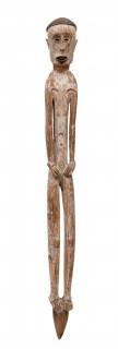 Papua, Asmat, standing female figure – kavel bij Veilinggebouw De Zwaan, Amsterdam