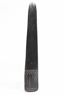 P.N. Guinea, Massim, a wooden spatula – kavel bij Veilinggebouw De Zwaan, Amsterdam
