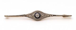 A diamond and sapphire Art Deco bar brooch – kavel bij Veilinggebouw De Zwaan, Amsterdam