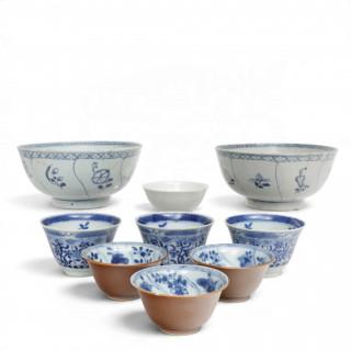 China, een collectie blauwwit porselein, 18e-19e eeuw – kavel bij Veilinggebouw De Zwaan, Amsterdam