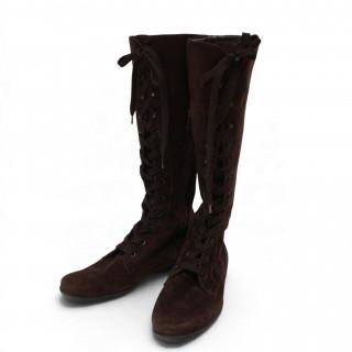 Tods brown lace-up suede boots, circa 00s – kavel bij Veilinggebouw De Zwaan, Amsterdam