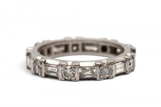 A diamond eternity ring – kavel bij Veilinggebouw De Zwaan, Amsterdam