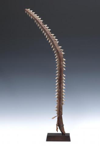 5636