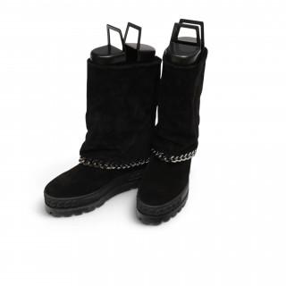Casadei suede chain-links boots, circa – kavel bij Veilinggebouw De Zwaan, Amsterdam