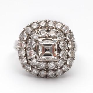 A diamond cluster ring – kavel bij Veilinggebouw De Zwaan, Amsterdam
