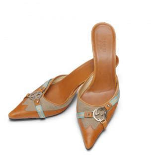 Gucci GG brown and blue heeled mules, circa 00s – kavel bij Veilinggebouw De Zwaan, Amsterdam